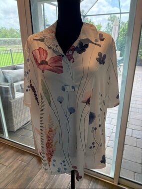3XL Women’s White Floral Short-Sleeve Shirt